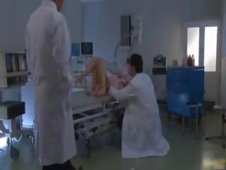 Asiática enfermera tiene xxx presilla en la hospital part3
