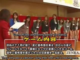 Subtitled bottomless japansk embarrassing gruppe spill