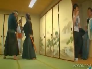 Asyano geisha palabas suso at puke